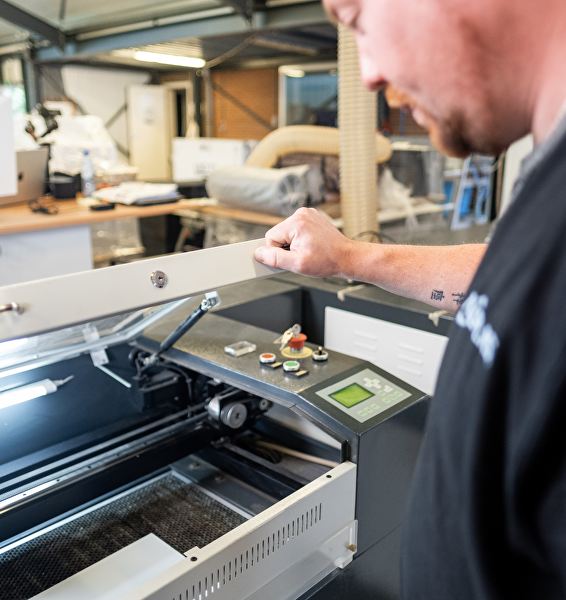 Kunststof beschermkappen voor machines
